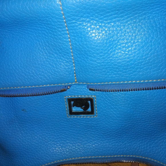 Dooney and bourke bag - Picture 9 of 11